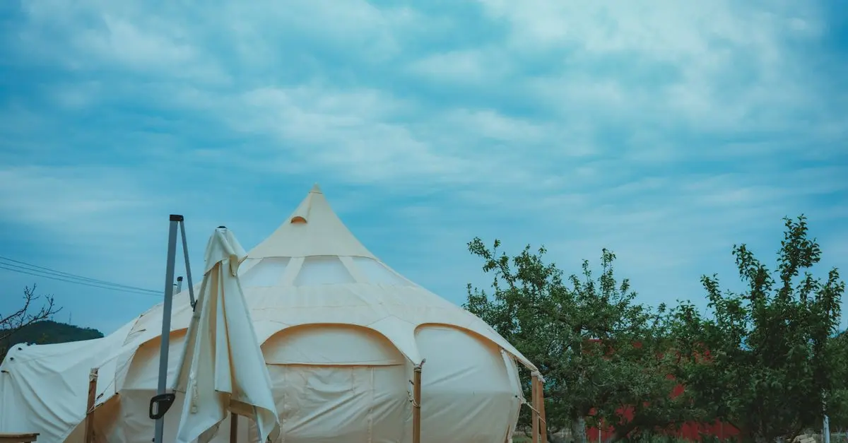 La tendance du glamping : luxe et nature réunis